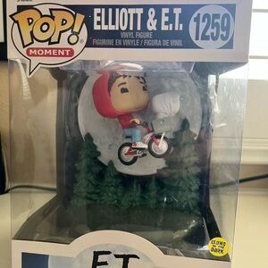 Funko Pop Large Elliott & E.T. Vinyl Figure